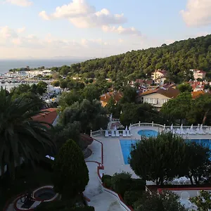 merit-halki-palace-hotel.aegeanhotels.net/